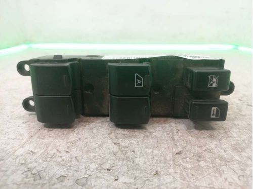 INTERRUPTOR VIDRO DIANT. ESQ NISSAN LIVINA 1.8 2013