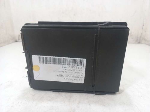 CAIXA DE FUSIVEIS NISSAN MARCH 1.0 2016