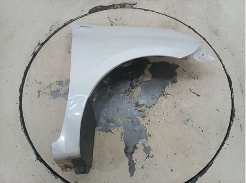 PARALAMA DIANTEIRO DIREITO NISSAN MARCH SL 1.6 2018