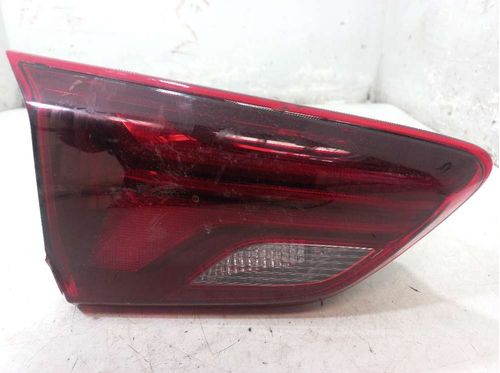 LANTERNA DA TAMPA ESQUERDA CHEVROLET ONIX 1.0 2023