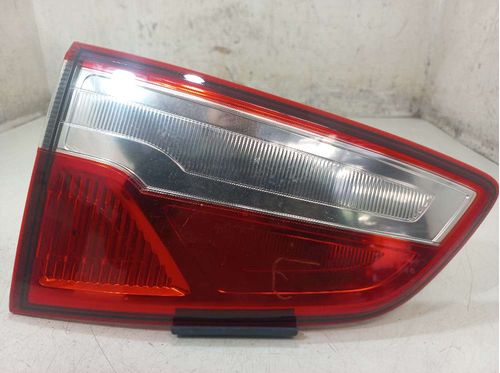 LANTERNA DA TAMPA ESQUERDA FORD ECOSPORT 2.0 2014
