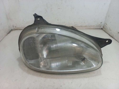 FAROL DIREITO CHEVROLET CORSA 1.4 1996