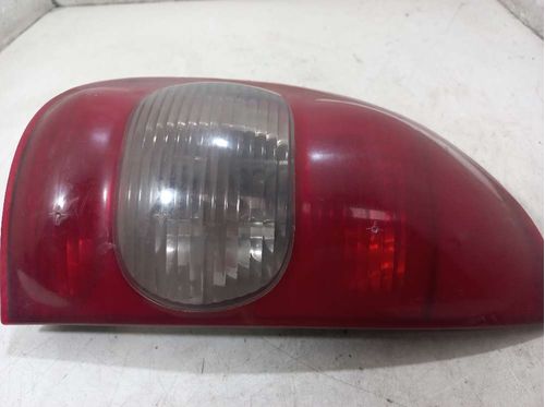 LANTERNA DIREITA CHEVROLET CORSA 1.6 2003