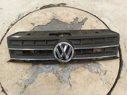 GRADE RADIADOR VOLKSWAGEN AMAROK 2.0 2014