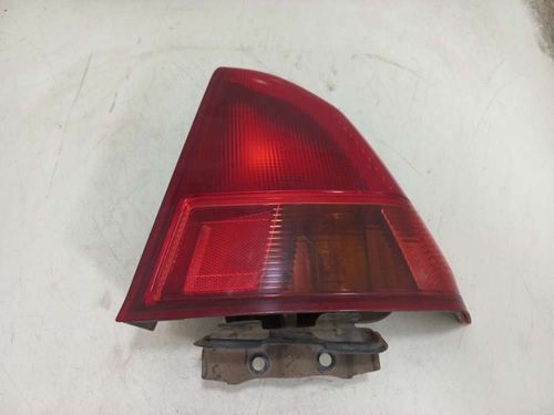 LANTERNA DIREITA HONDA CIVIC 1.7 2002
