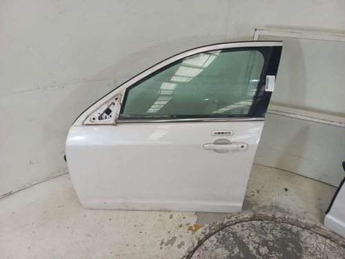 PORTA DIANTEIRA ESQ FORD FUSION 3.0 2011