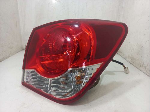 LANTERNA DIREITA CHEVROLET CRUZE 1.8 2016