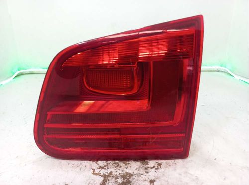 LANTERNA DA TAMPA DIREITA VOLKSWAGEN TIGUAN 2.0 2014