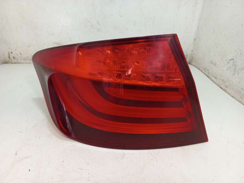 LANTERNA ESQUERDA BMW 535 3.0 2011