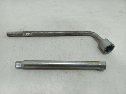 CHAVE DE RODA MITSUBISHI AIRTREK 2.4 2003