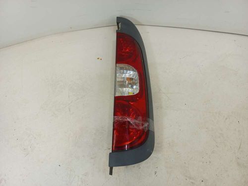 LANTERNA DIREITA FIAT FIORINO 1.4 2015