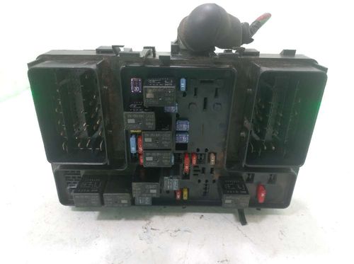 CAIXA DE FUSIVEIS FORD FUSION 2.5 2016