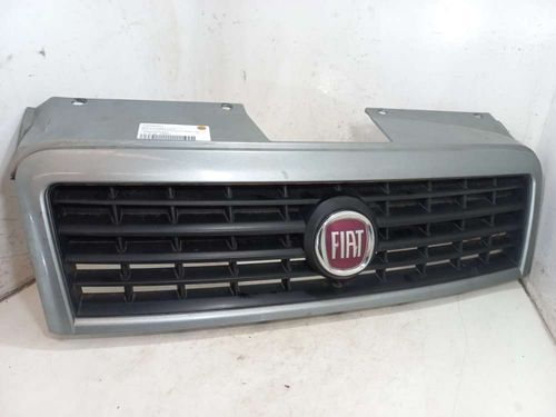GRADE RADIADOR FIAT DOBLO 1.8 2015