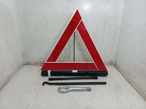 TRIANGULO DE SEGURANCA FIAT FREEMONT 2.4 2012