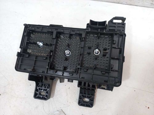 CAIXA DE FUSIVEIS HYUNDAI AZERA 3.3 2009