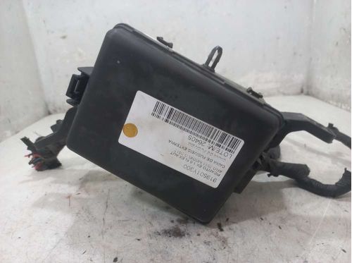 CAIXA DE FUSIVEIS KIA PICANTO 1.0 2012