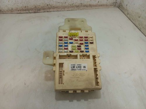CAIXA DE FUSIVEIS HYUNDAI IX35 2.0 2014