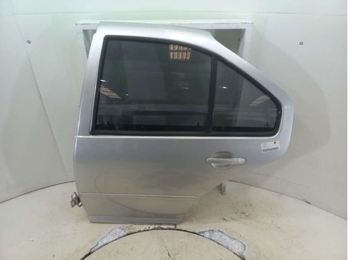 PORTA TRASEIRA ESQ VOLKSWAGEN BORA 2.0 2001