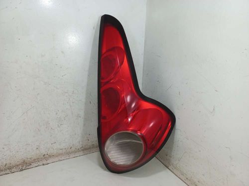 LANTERNA DIREITA FIAT PALIO 1.6 2016