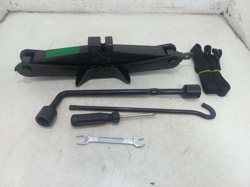 KIT DE FERRAMENTAS KIA CARENS 2.0 2009