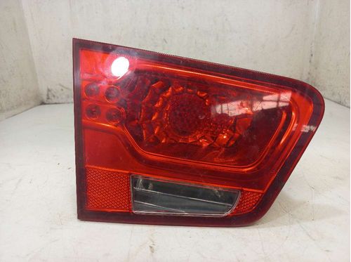 LANTERNA DA TAMPA ESQUERDA KIA CERATO 1.6 2012