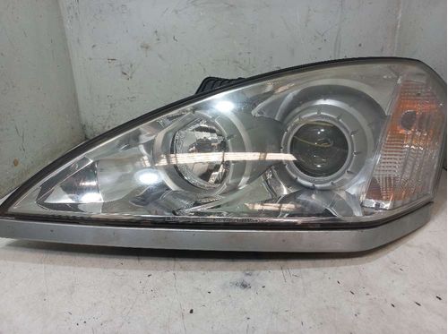FAROL ESQUERDO SSANGYONG KYRON 2.0 2011