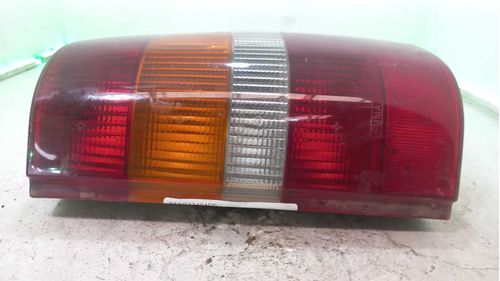 LANTERNA DIREITA FORD COURIER 1.6 2007