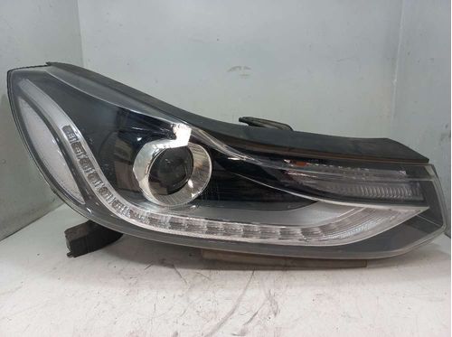 FAROL DIREITO CHEVROLET TRACKER 1.4 2019