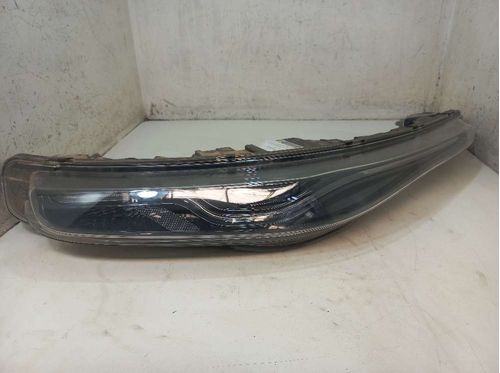 FAROL AUXILIAR ESQUERDO FIAT TORO 2.0 2023