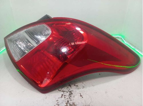 LANTERNA DIREITA NISSAN VERSA 1.6 2019