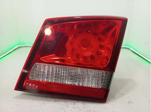 LANTERNA DA TAMPA DIREITA DODGE JOURNEY 3.6 2013