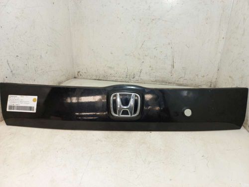 ACABAMENTO DA TAMPA TRASEIRA HONDA FIT 1.4 2004