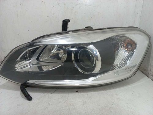 FAROL ESQUERDO VOLVO XC60 2.0 2016
