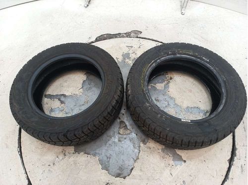 PAR DE PNEU PIRELLI 185/65R15 88 RADIAL