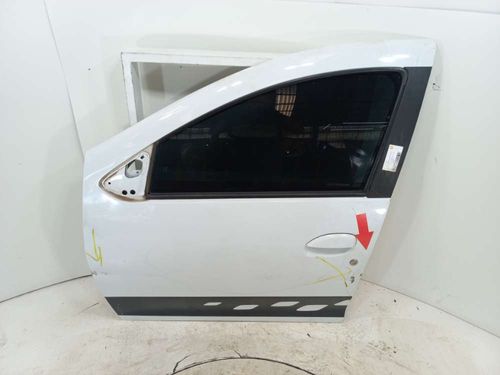 PORTA DIANTEIRA ESQ RENAULT SANDERO 2.0 2016