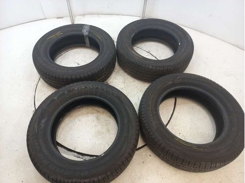 JOGO DE PNEU YOKOHAMA 225/65R17 92 RADIAL