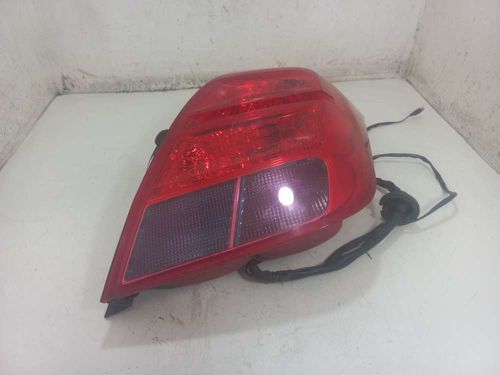 LANTERNA DIREITA CHEVROLET TRACKER 1.4 2018