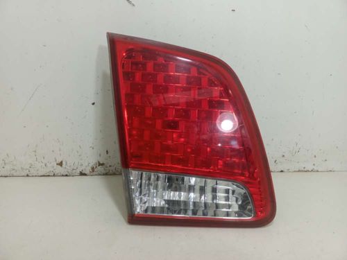 LANTERNA DA TAMPA ESQUERDA KIA SORENTO 2.4 2013