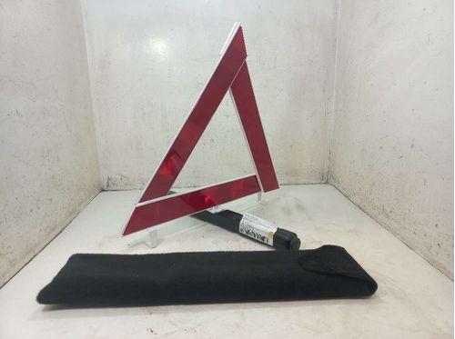 TRIANGULO DE SEGURANCA FIAT TOTO 2.0 2018