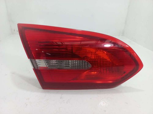 LANTERNA DA TAMPA ESQUERDA FORD FOCUS 2.0 2018