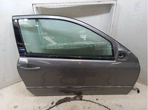 PORTA DIANTEIRA DIR MERCEDES BENZ CLC200 1.8 2010