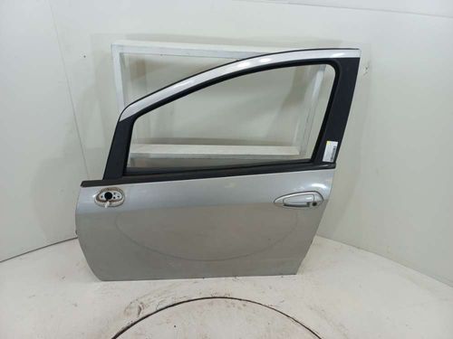 PORTA DIANTEIRA ESQ FIAT PUNTO 1.6 2016