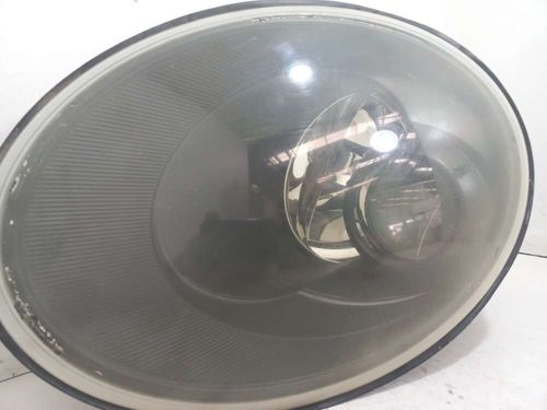 FAROL DIREITO VOLKSWAGEN BEETLE 2 2010