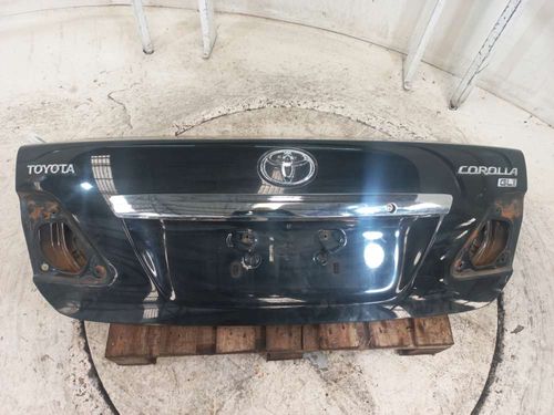 TAMPA TRASEIRA TOYOTA COROLLA 1.8 2011