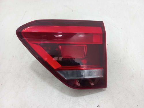 LANTERNA DA TAMPA DIREITA VOLKSWAGEN FOX 1.6 2021