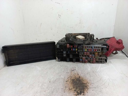 CAIXA DE FUSIVEIS FORD EDGE 3.5 2011