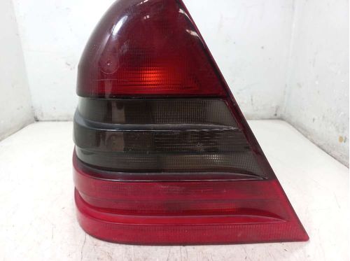 LANTERNA ESQUERDA MERCEDES BENZ C180 1.8 2000