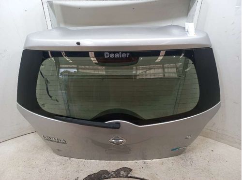 TAMPA TRASEIRA NISSAN LIVINA 1.8 2013