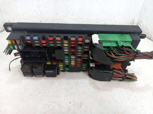 CAIXA DE FUSIVEIS LAND ROVER SPORT 3.0 2011