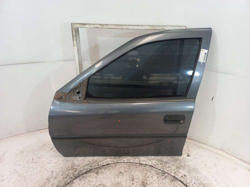 PORTA DIANTEIRA ESQ CHEVROLET VECTRA 2.2 2000